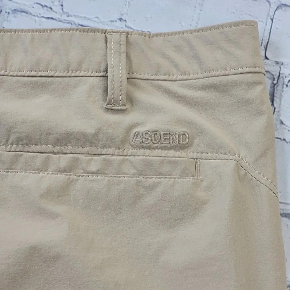 Ascend men’s khaki pants size 40 x 32
